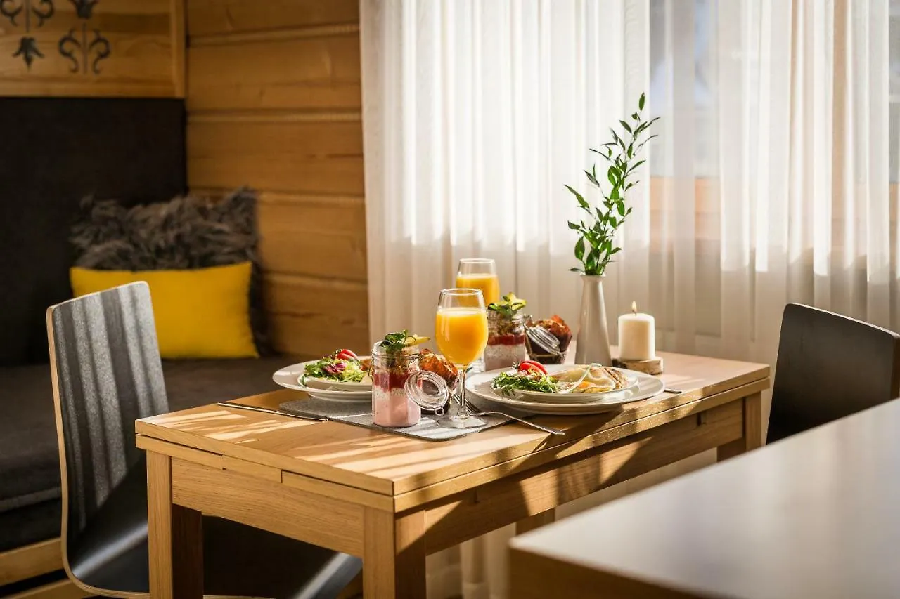 Bed & Breakfast Dom Goscinny Bachledova Zakopane Poland