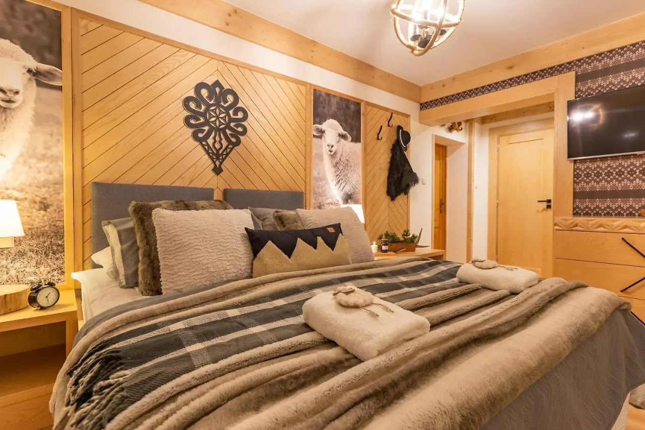 Bed & Breakfast Dom Goscinny Bachledova Zakopane Poland